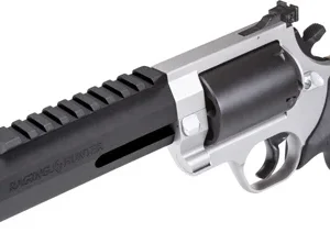 TAURUS RAGING HUNTER 500S&W - 6 3/4" 5-SHOT TWO-TONE